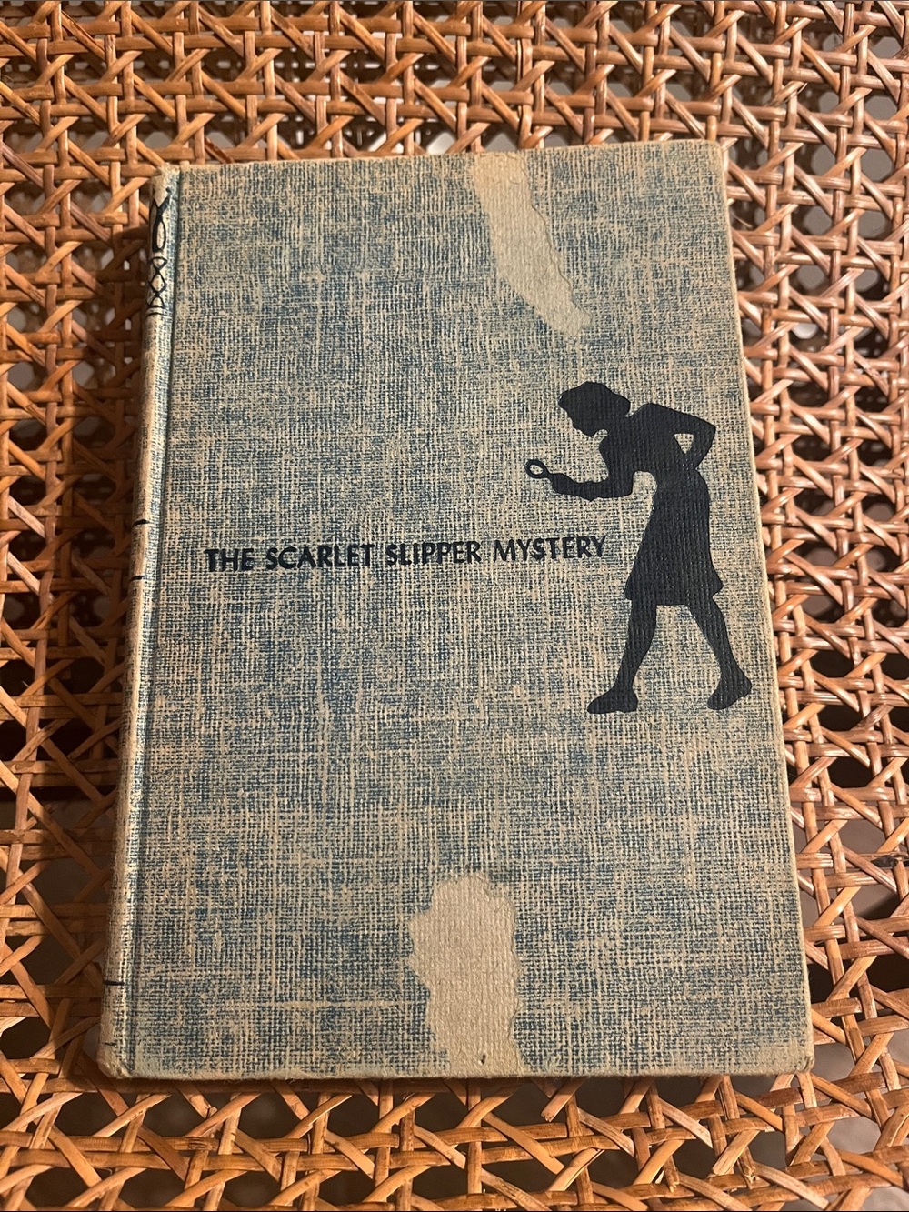 The Scarlet Slipper Mystery Vintage Hardcover Book - Blue/Beige